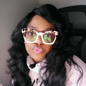 Meet your Posher, Ashanti